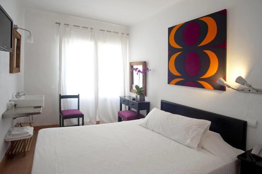 Hostal Parque Ibiza Exterior photo